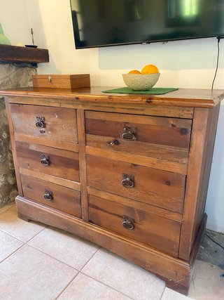 Cómoda de Madera Maciza