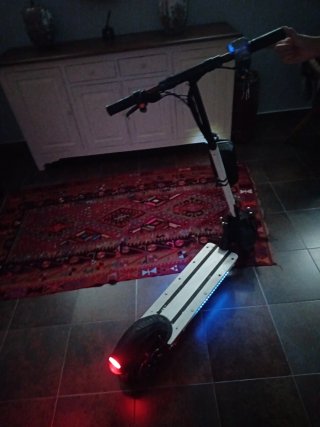 Patinete Eléctrico con Doble Motor