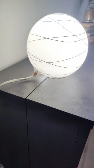 Lámpara de Mesa Esférica