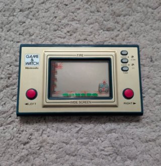 10/10 Nintendo Game & Watch Fire