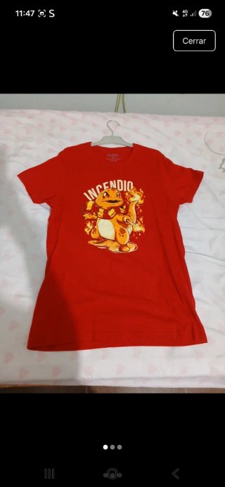 Camiseta Pokémon Charmander Incendio