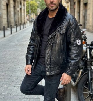 Carlos Ponce Barcelona Piel y Cuello Auténtico T.L