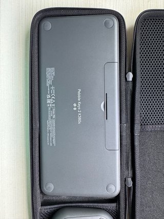 Logitech Pebble 2 Combo (K380s + M350s) + Funda