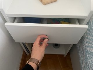 Mesita de noche IKEA blanca