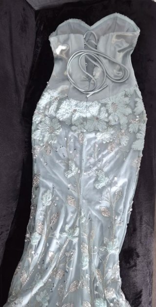 Vestido largo de fiesta con pedrería