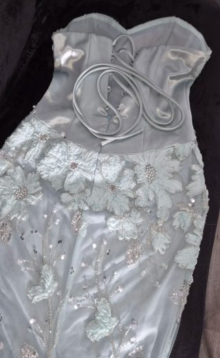 Vestido largo de fiesta con pedrería