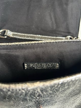 Bolso Plateado con Cadena