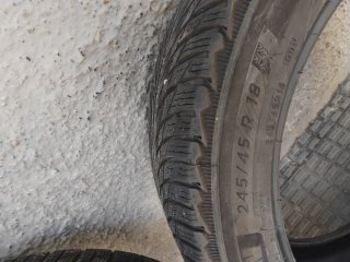 2 Neumáticos Michelin 245/45 R18 100V