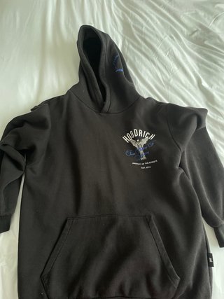 Sudadera Hoodrich Negra con Angel