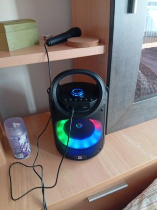 Altavoz Bluetooth con Micrófono A ESTRENAR!!!