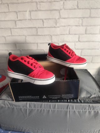 Zapatillas con ruedas Heelys talla 33