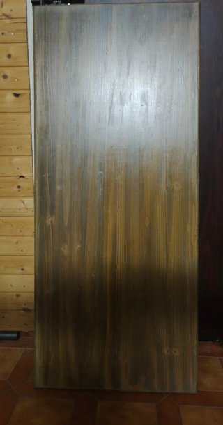 Mesa de madera rústica con cajón. Desmontable.