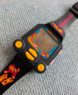 NUEVO Reloj Consola Nintendo Donkey Kong