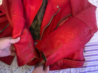 Chaqueta de Piel Roja