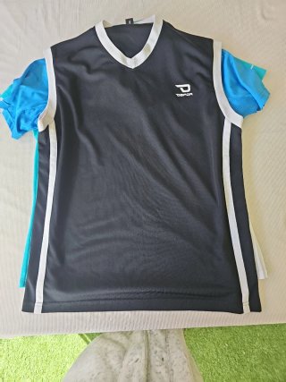 Lote 3 polos técnicos mujer ARTENGO padel y regalo