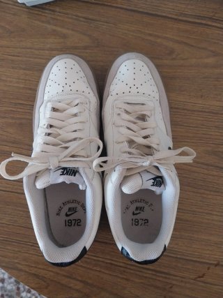Nike Zapatillas Deportivas Blancas y Beige