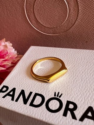 Anillo Pandora Chevron Dorado