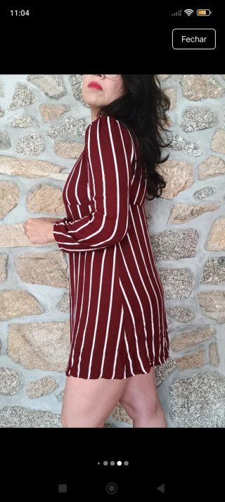 Vestido transpassado com listras