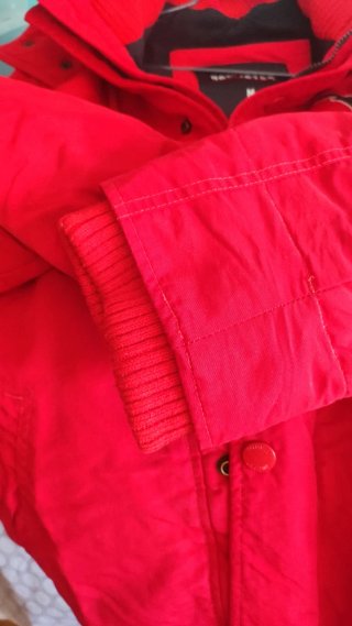 Cazadora Hollister Roja Talla M