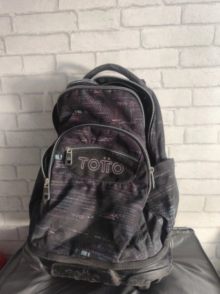 Mochila Totto Negra