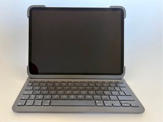 iPad Pro 11 M1 128GB WiFi + Tastiera Logitech