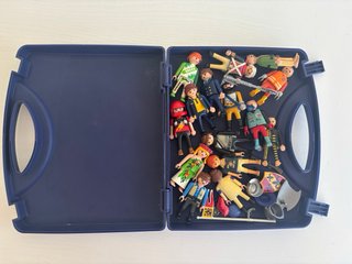 Maletín Playmobil Antiguo con 15 Figuras Variadas