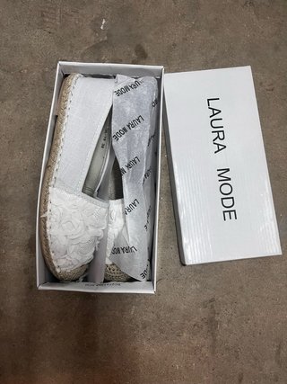 Zapatillas de Esparto Laura Mode Blancas
