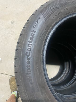 Neumáticos Continental 235/60 R18