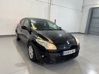 RENAULT Megane Authentique dCi 90 2012