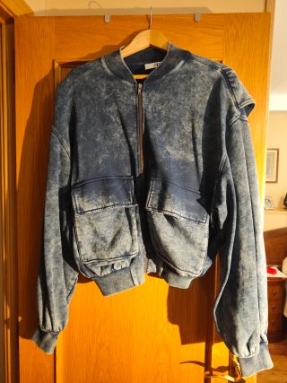 Cazadora Zara efecto lavado Talla M