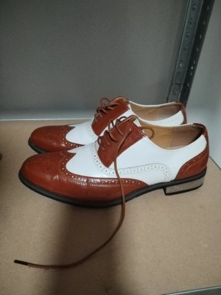 Zapatos de piel de vestir bicolor