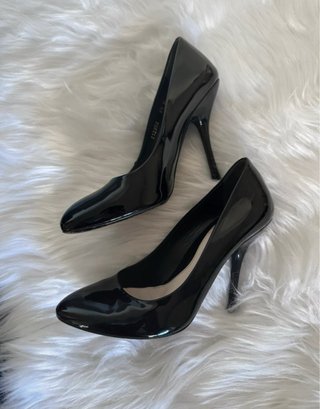 Zapatos de tacón Gucci negros Talla 36.5