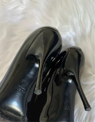 Zapatos de tacón Gucci negros Talla 36.5
