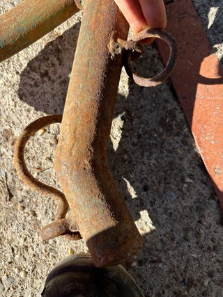 Ubio de hierro antiguo