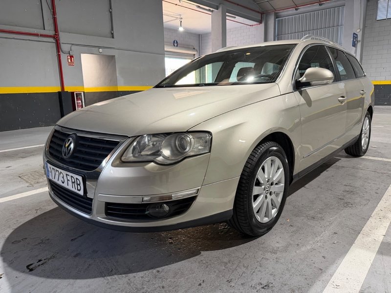 Volkswagen Passat VARIANT 2.0 TDI CR Advance DSG 2007