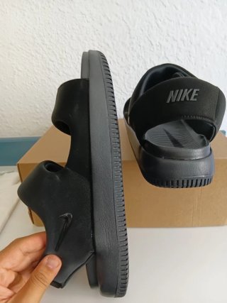 Sandalias Nike Calm Negras