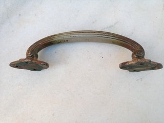 Tirador antiguo.