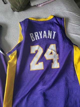 Lote de 4 Camisetas de Baloncesto