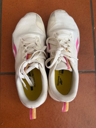 Reebok Nanoflex 38.5