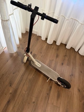 Patinetes Eléctricos los dos 150€ .