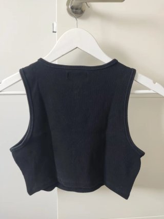 Top Corto Negro Bershka Talla M