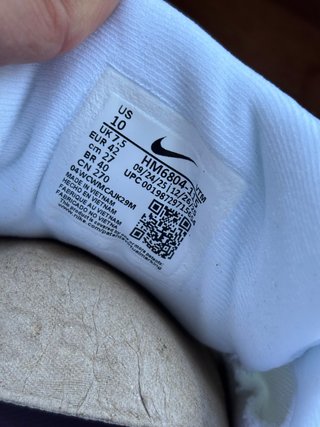 Nike Vomero 18 Talla 42