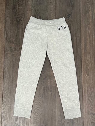 Pantalón de chándal Gap gris
