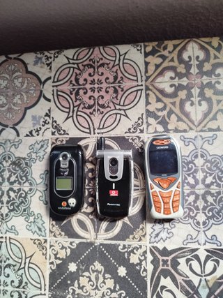 Lote de 3 Teléfonos Móviles Vintage