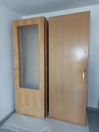 Lote de 12 puertas de interior