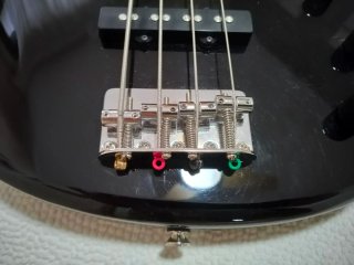 Bajo Eléctrico Yamaha TRBX174 BL 4 Cuerdas