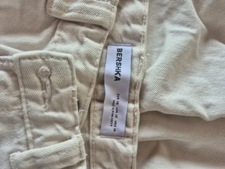 Pantalón beige