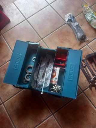 Caja de herramientas metálica Heco