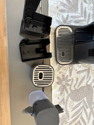 Cafetera Nespresso De'Longhi Lattissima Negra