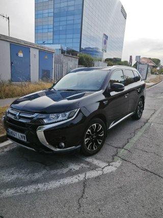 Mitsubishi Outlander 2016